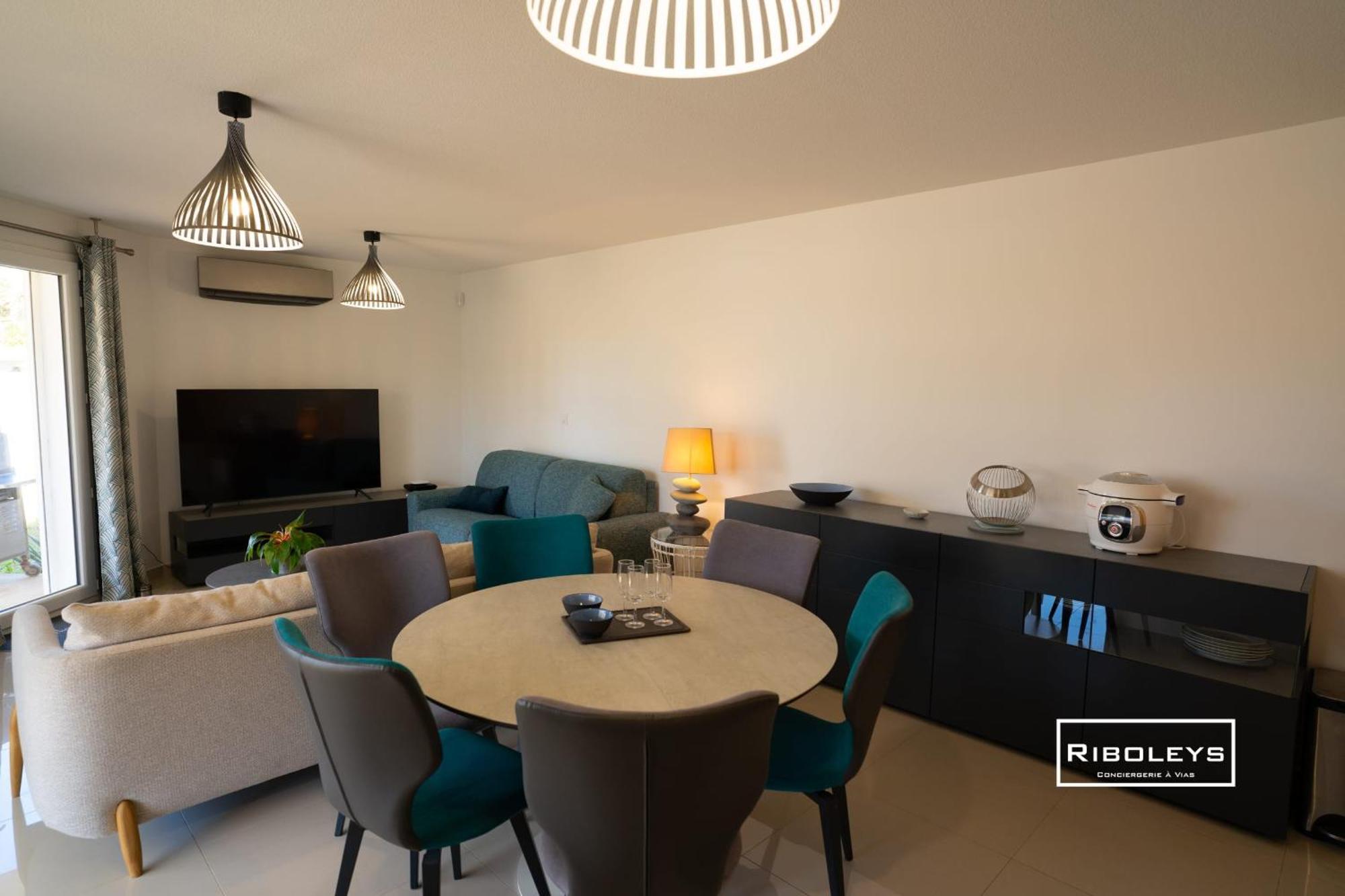 Grand T3 Neuf Climatise Avec Wifi A 100M De La Plage Vias Kültér fotó